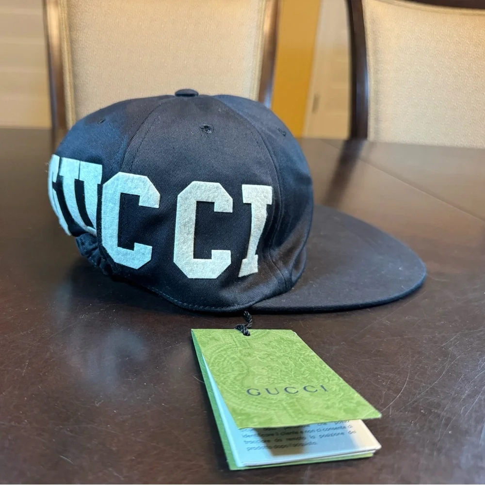 New Gucci Logo Black White Baseball Hat Size XL